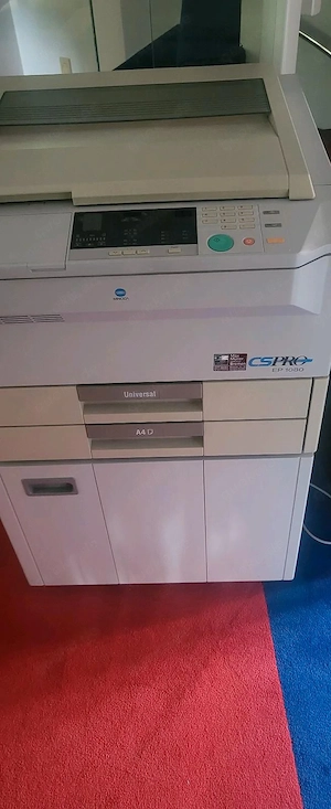 Konica Minolta CS PRO EP 1050 Kopierer mit Papierschubladen