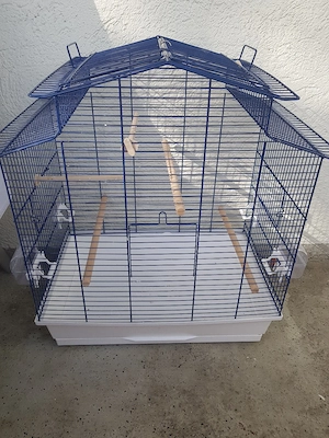 Schöner Vogelkäfig 