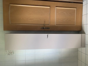 Badschrank und Spiegelschrank kostenlos abzugeben 