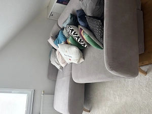 Couch 1 Jahr alt zu verkaufen.Selbstabholer 