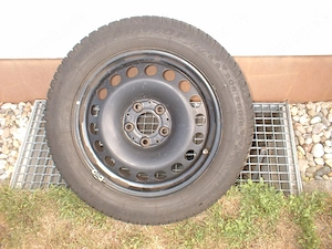 4 kpl. Winter-Reifen Dunlop 205 55R16 M&S auf 5-Loch-Stahlfelgen, neuwertig, 170,-- VB