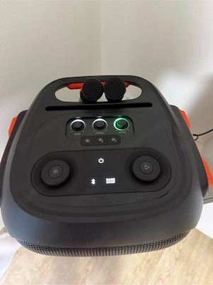 JBL Partybox 710 mit Mikrofon und OVP NEU