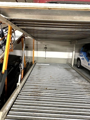 Stellplatz für Roadster, Coupé & Youngtimer   TG Untergiesing