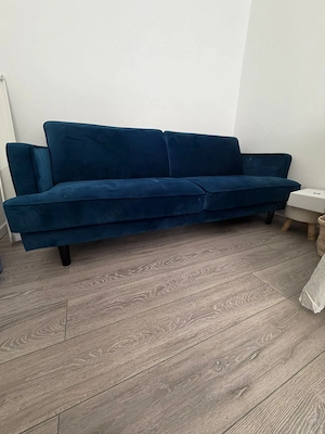 2 sitzer couch günstig abzugeben:)