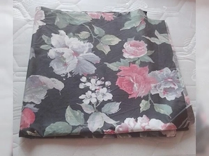 Tischdecke - Blumenmuster
