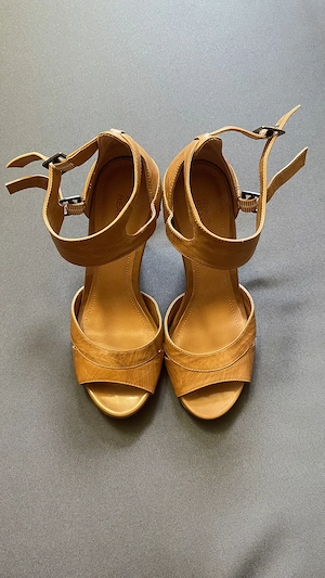 Kenneth Cole Leder-Sandaletten, Gr. 37 38