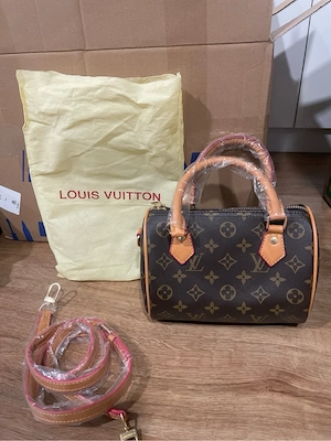 Neue Tasche 