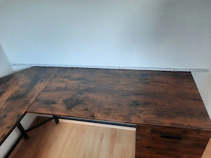 Eckschreibtisch