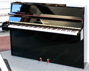 Klavier Grotrian-Steinweg 110, Nr. 113552, Renner-Mechanik, 5 Jahrd Garantie