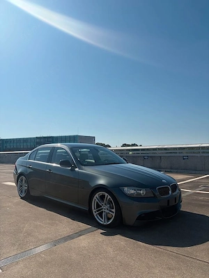  BMW 330d E90 LCI   245 PS   Automatik   Heckantrieb 312.500 km | EZ 08 2009 | TÜV 02 2027 | Schec