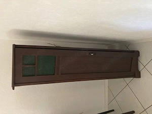 Schmaler Beistellschrank
