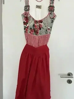    Stockerpoint Dirndl Gr. 36   Rot im Landhausstil + Schürze | Wiesn Oktoberfest