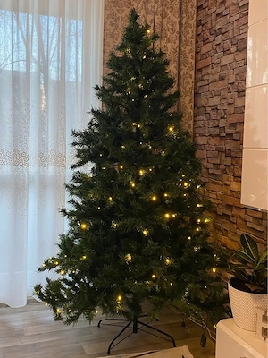 Künstliche Weihnachtsbaum