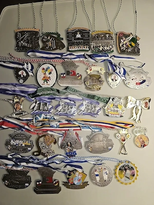 88 Fasnacht-Orden, Karnevall-Orden, ca. 9Kg