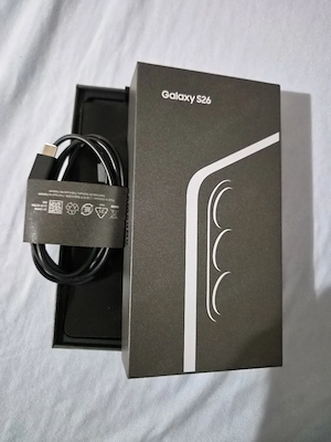 Samsung  S26 