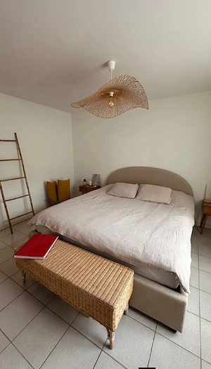 Hallo, meine möblierte Wohnung steht allen Interessierten zur Verfügung. 