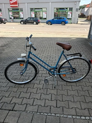26 zoll Damenrad mit vielen Neuteilen. 