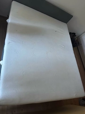 Mattress 160x200 cm   approx. 15 cm high   used