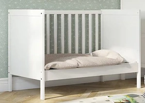 Babybett mit Matratze kaum gebraucht Bild 3