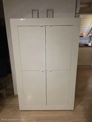 Schrank weiss 4-Türig
