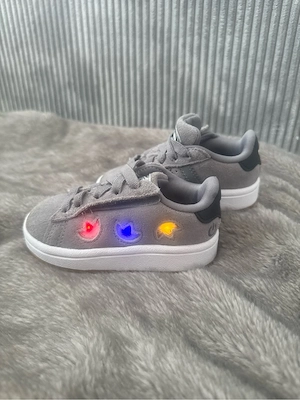 kinder Adidas CAMPUS Leuchtschuhe, grau ungetragen