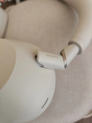 Sony WH-1000XM6 Wireless Noise Cancelling Kopfhörer Platin Silber