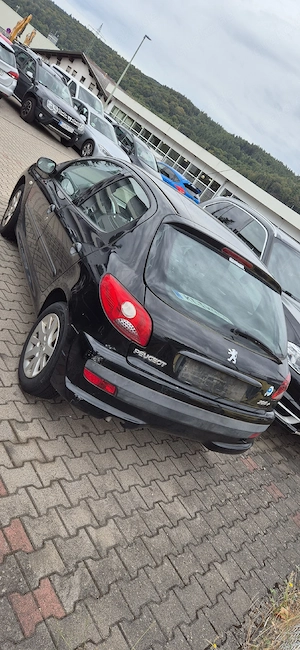 peugeot 206+ Bild 5
