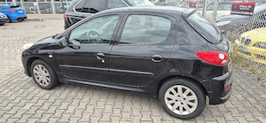 peugeot 206+ Bild 4