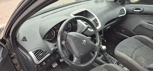 peugeot 206+ Bild 2