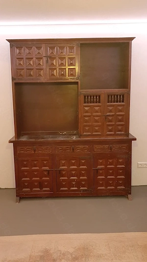 Original spanischer Kassettenschrank
