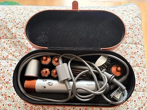 dyson airwrap 