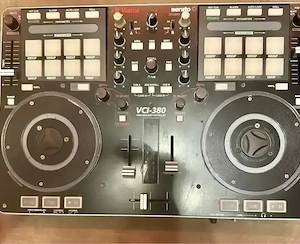 Vestax VCI 380 Dj Controller