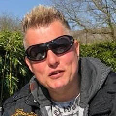 Vergebe Taschengeld für Frau oder Paar