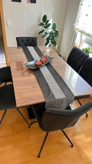Esszimmer Tisch fast neu