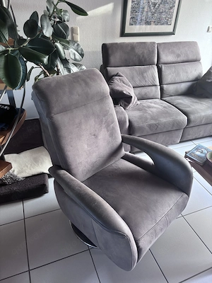 Polstergarnitur Zino, 2,5 Sitzer und Drehsessel, Deluxe grau, teilweise elektrisch