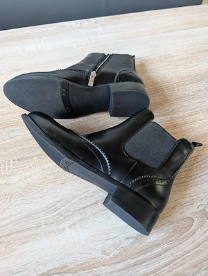 Damen Stiefeletten gr 39 NEU 