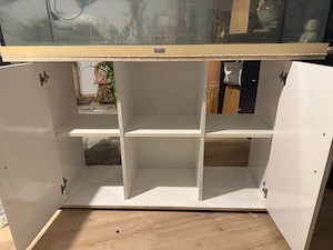Juwel Aquarium mit Pumpe Filter heizung unterschrank fütter wasser und pflanzenaufbereiter  sehr  Bild 2