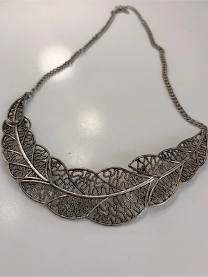 Vintage Statement-Kette | Boho Blatt-Design | Silber-Optik Filigran