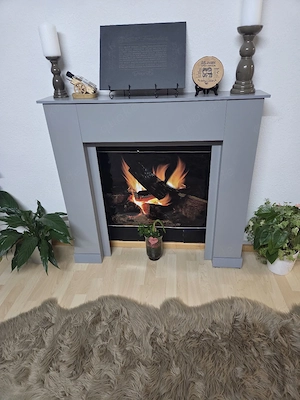 Kamin mit Schubladen 