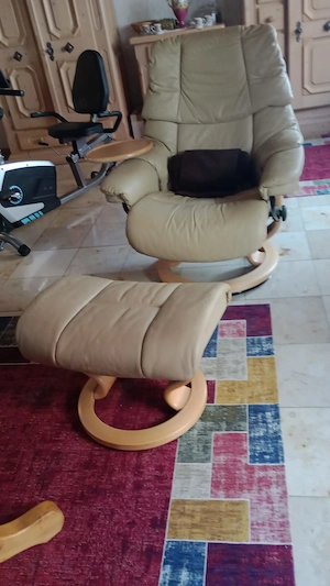 Original Ekornes Stressless Sessel  Consul  mit Hocker & Swingtisch 