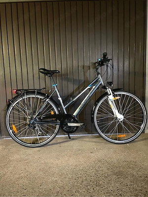28"Zoll Damen Alu-Trekking-Bike(PEGASUS-PIAZZA)21-Gang.RH:53cm.wie neu.