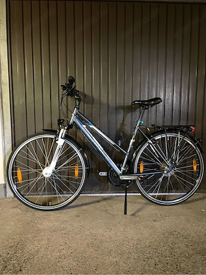 28"Zoll Damen Alu-Trekking-Bike(PEGASUS-PIAZZA)21-Gang.RH:53cm.wie neu.