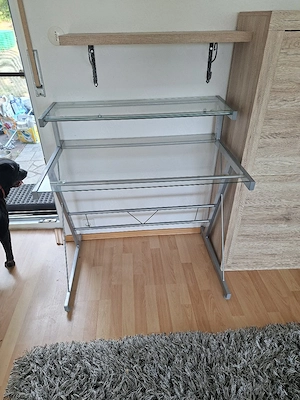 Glasschreibtisch