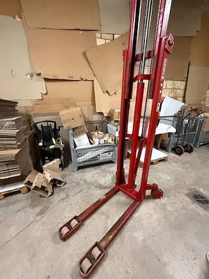 Hochgabelstapler ,mechanisch 