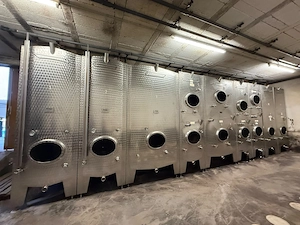 Weintanks Edelstahl bis 30000 Liter