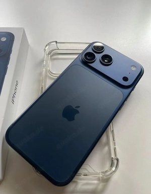 iPhone 17 pro max 