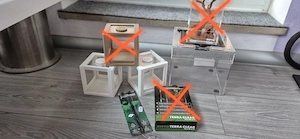 (Aufzucht)Terrarien und Zubehör für Springspinnen 