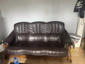Dunkelbraunes Ledersofa mit Holzrahmen