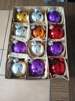 Vintage Christbaumkugeln   Christbaumschmuck im Originalkarton (Glas)