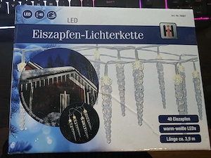 LED Eiszapfen-Lichterkette 40 LEDs warmweiß 3,9 m   neu